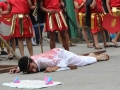 Salvadorans embrace the “passion” of the Via Crucis
