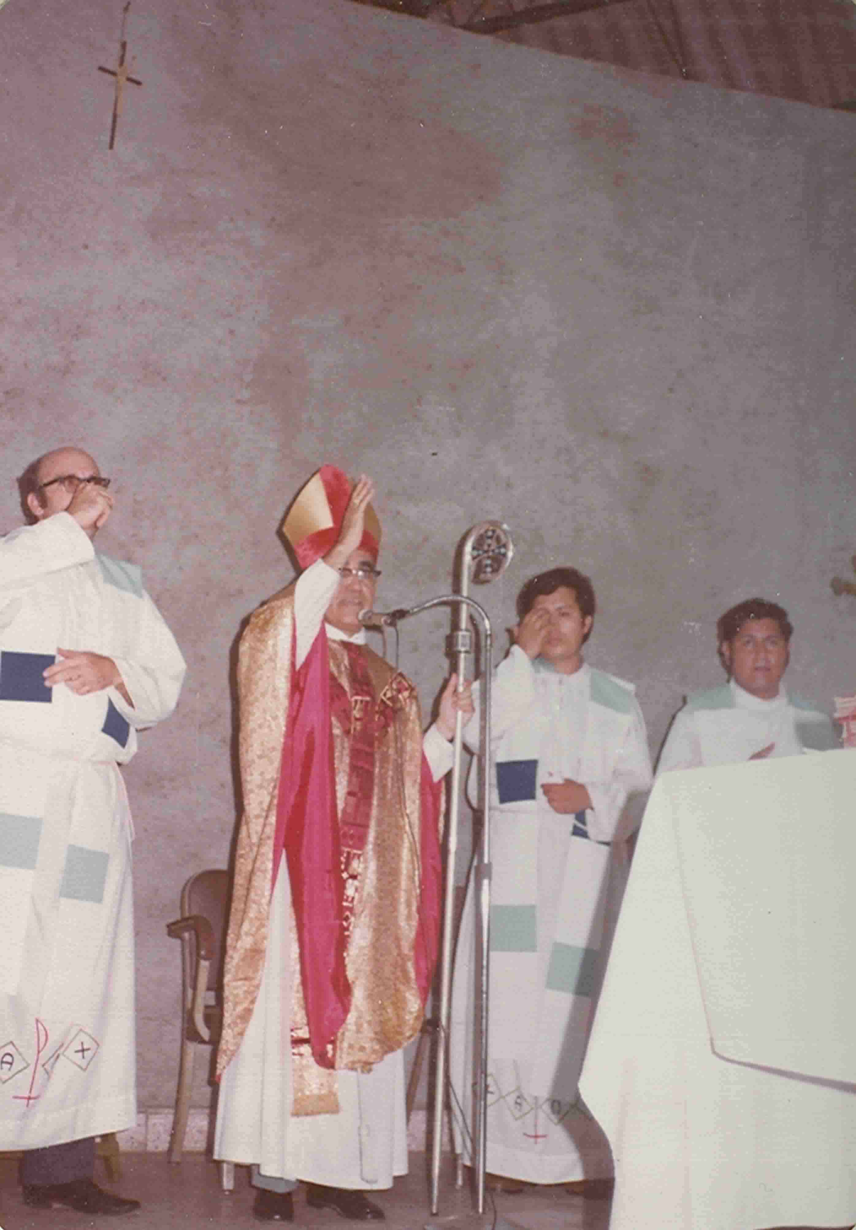 St. Romero at La Libertad, 1978, photo by Sr. Dorothy Kazel, OSU